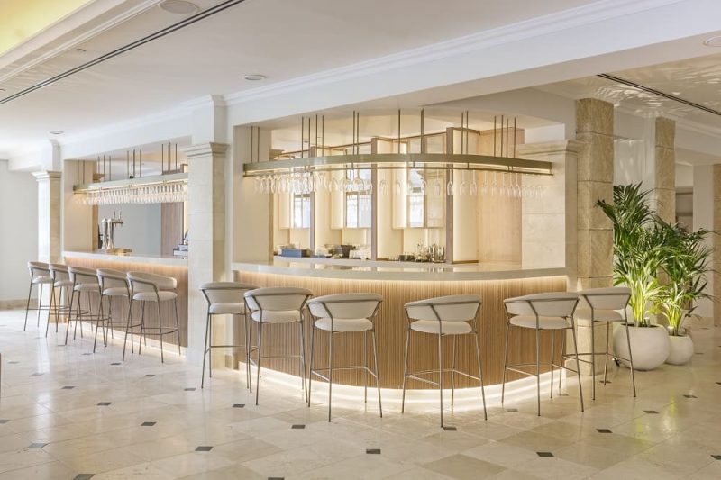 Lobby Bar
